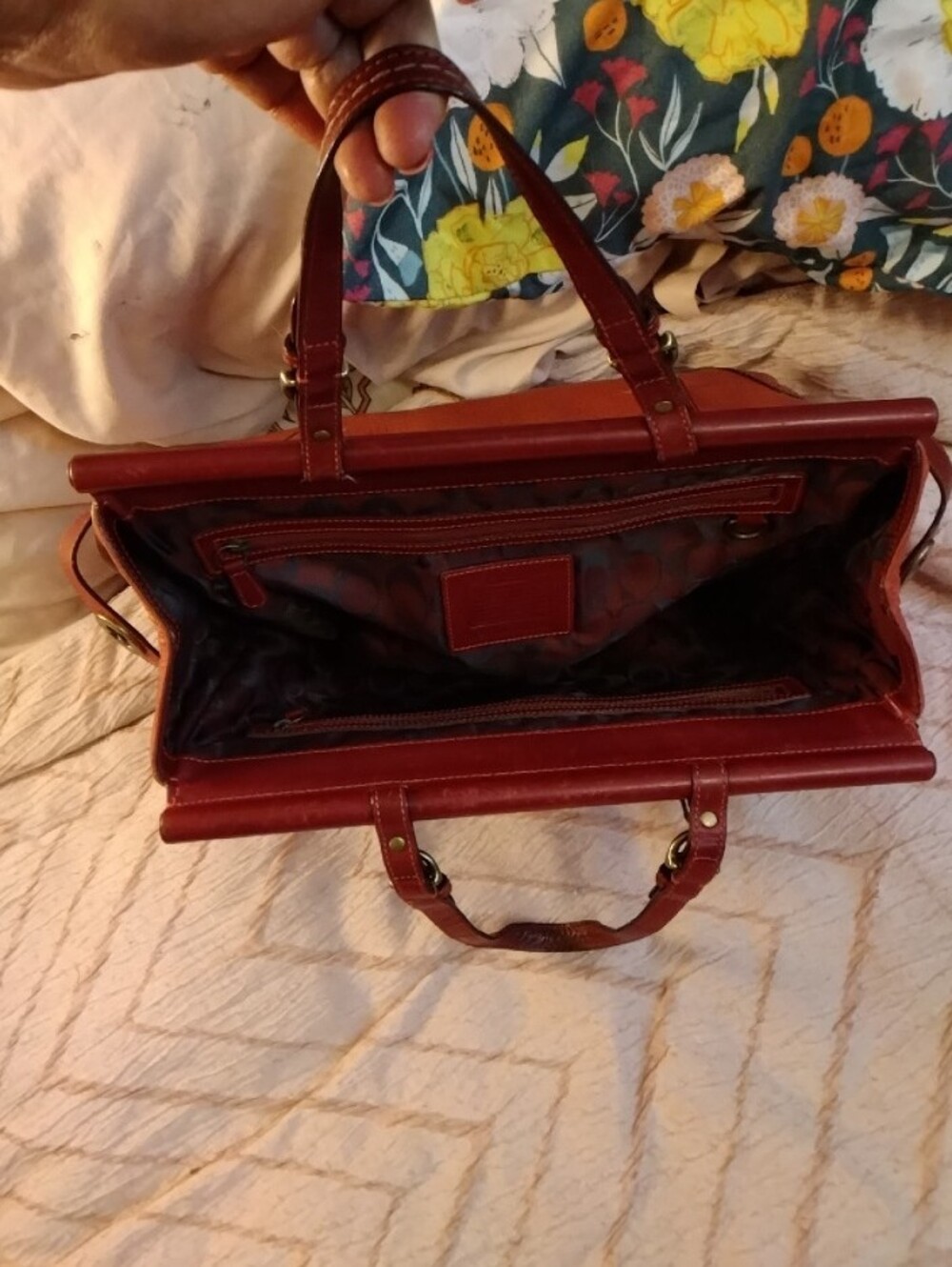 Coach Vintage Soho Dowel Satchel 2004 Coral With Red Trim - Picture 9 of 15